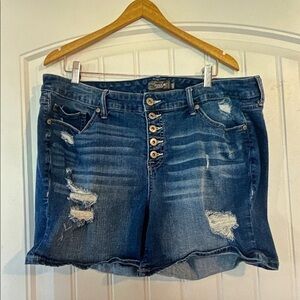 Torrid high rise Jean Shorts size 20